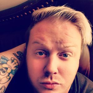 Meet your Posher, Eric